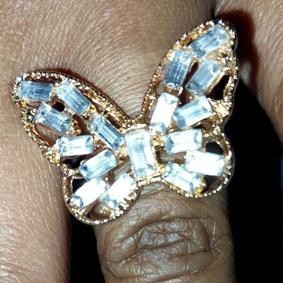 Mariah Carey inspired butterfly ring for all our fellow lambs - Picture 2 of 9